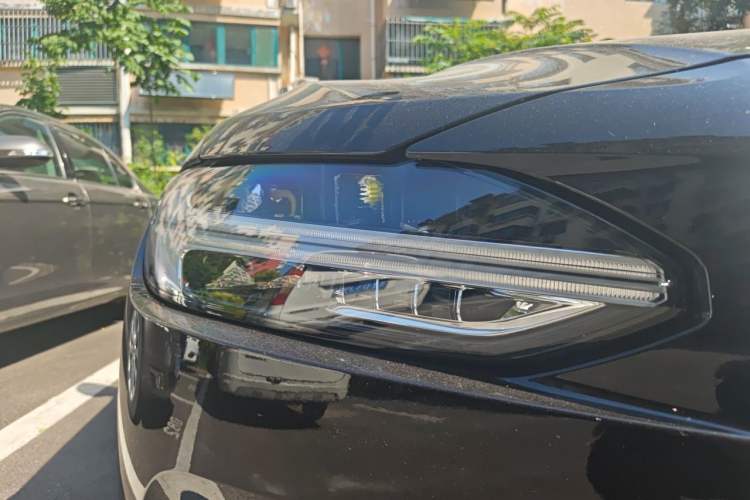 Used Volvo S90 2025 B5 Zhiyi Luxury Edition Right Front Headlight