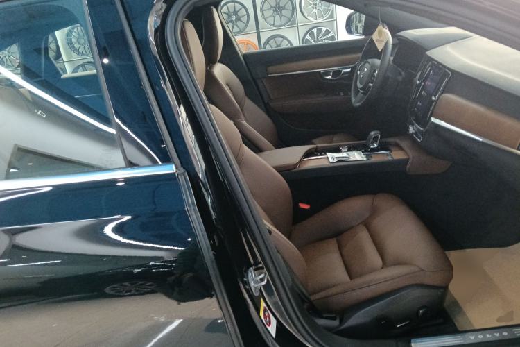 Used Volvo S90 2025 B5 Zhiyi Luxury Edition Right Front Seat