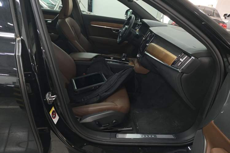 Used Volvo S90 2025 B5 Zhiyi Luxury Edition Right Front Seat
