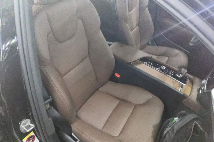 Used Volvo S90 2025 B5 Zhiyi Luxury Edition Right Front Seat
