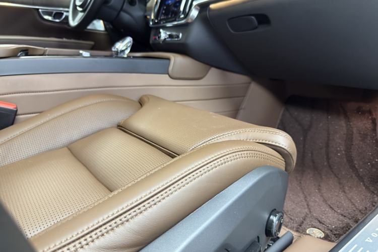 Used Volvo S90 2025 B5 Zhiya Luxury Edition Right Front Seat