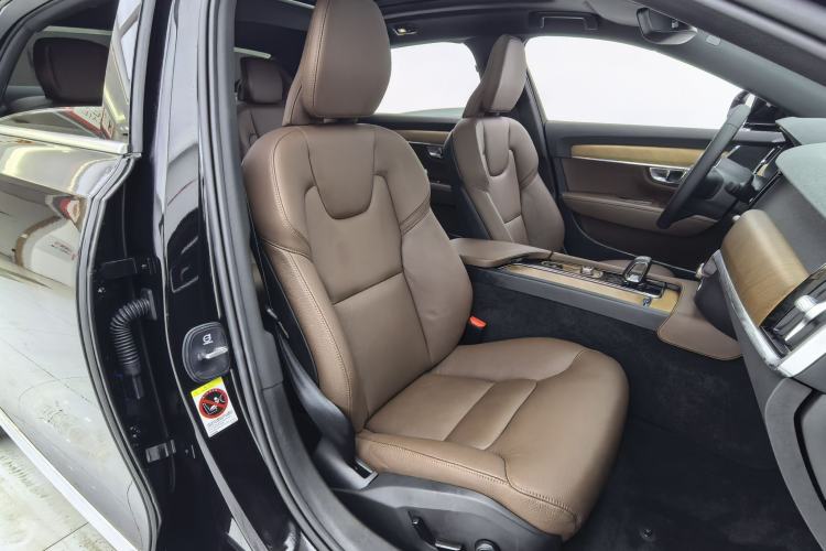 Used Volvo S90 2025 B5 Zhiyi Luxury Edition Right Front Seat