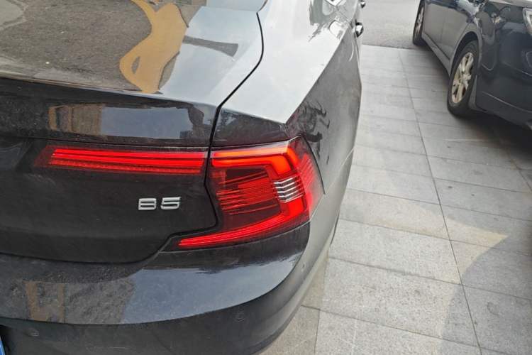 Used Volvo S90 2025 B5 Zhiya Luxury Edition Right Rear Taillight