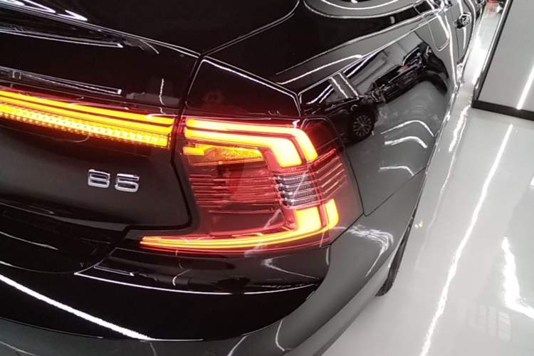 Used Volvo S90 2025 B5 Zhiyi Luxury Edition Right Rear Taillight
