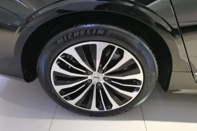 Used Volvo S90 2025 B5 Zhiyi Luxury Edition Right Rear Wheel Hub