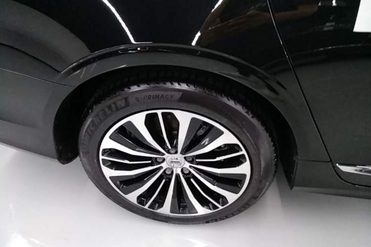 Used Volvo S90 2025 B5 Zhiyi Luxury Edition Right Rear Wheel Hub