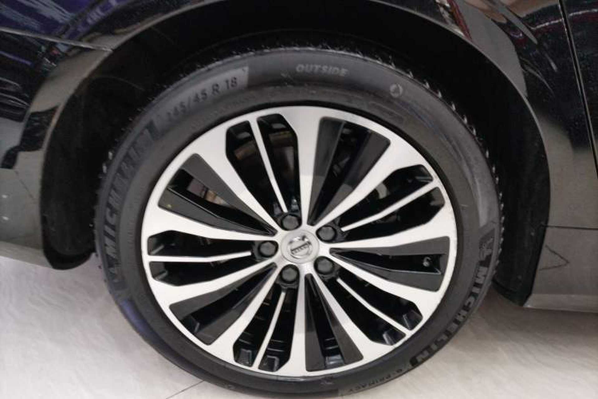 Used Volvo S90 2025 B5 Zhiyi Luxury Edition Right Rear Wheel Hub
