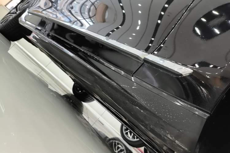 Used Volvo S90 2025 B5 Zhiyuan Luxury Edition Right Side Sill