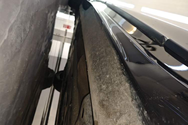 Used Volvo S90 2025 B5 Zhiyi Luxury Edition Right Side Sill