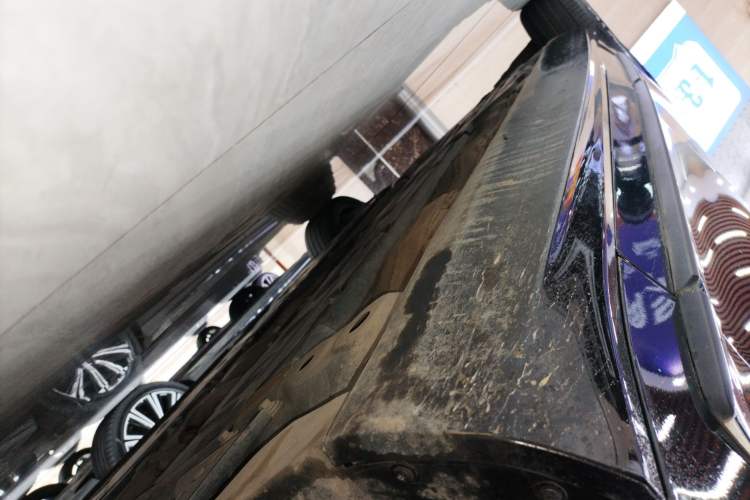 Used Volvo S90 2025 B5 Zhiyi Luxury Edition Right Side Sill