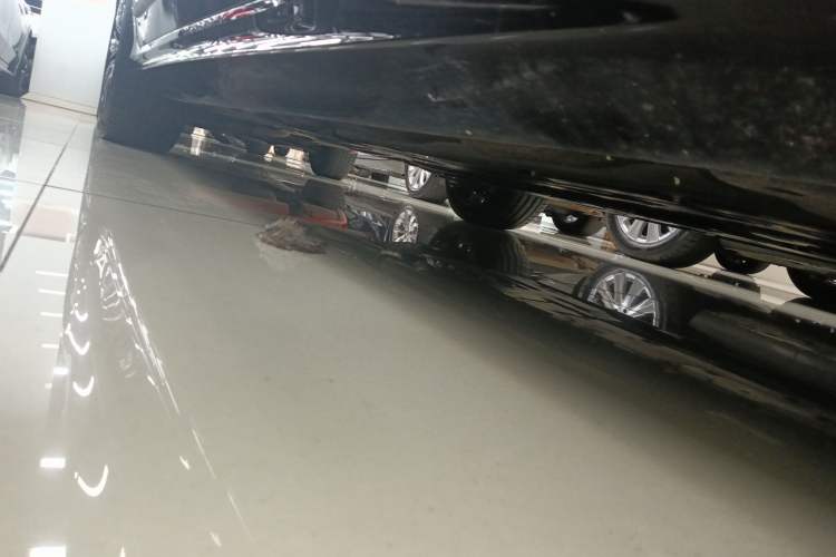 Used Volvo S90 2025 B5 Zhiya Luxury Edition Right Side Sill