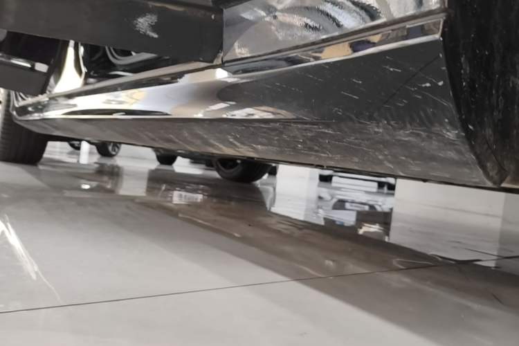 Used Volvo S90 2025 B5 Zhiyuan Luxury Edition Right Side Sill