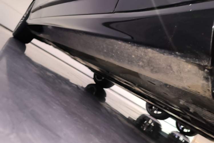 Used Volvo S90 2025 B5 Zhiyi Luxury Edition Right Side Sill