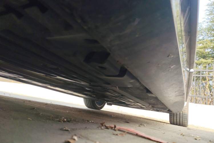Used Volvo S90 2025 B5 Zhiyuan Luxury Edition Right Side Sill