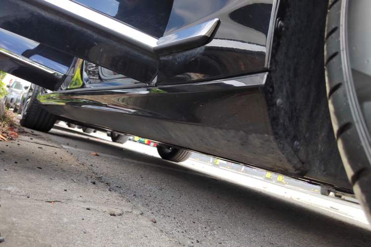 Used Volvo S90 2025 B5 Zhiyuan Luxury Edition Right Side Sill