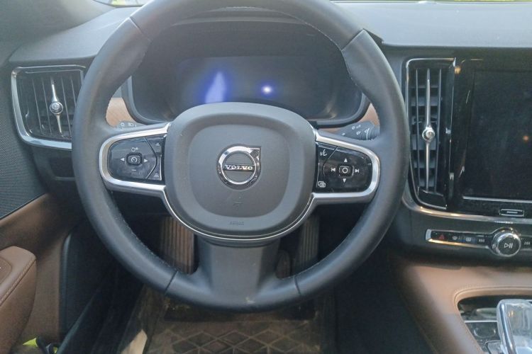 Used Volvo S90 2025 B5 Zhiyi Luxury Edition Steering Wheel
