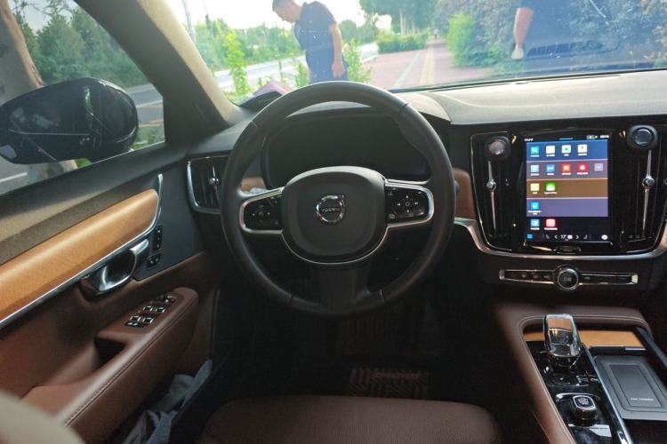 Used Volvo S90 2025 B5 Zhiyi Luxury Edition Steering Wheel
