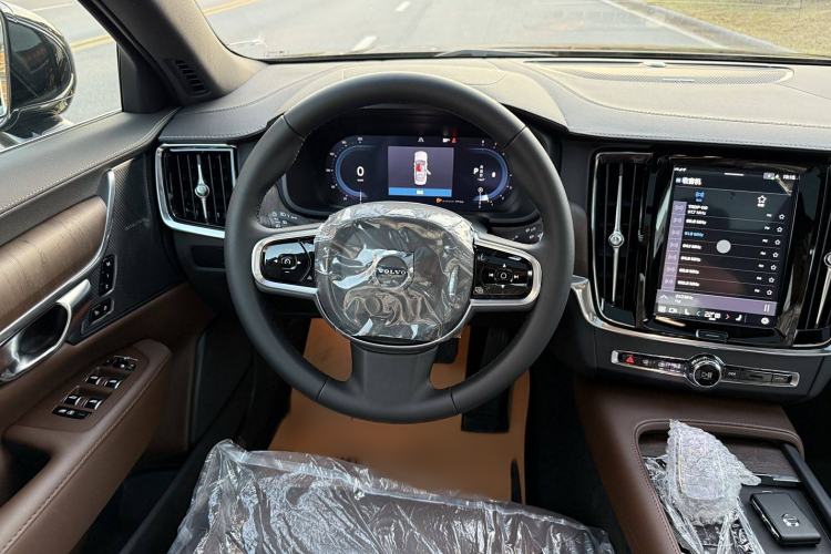 Used Volvo S90 2025 B5 Zhiyuan Luxury Edition Steering Wheel