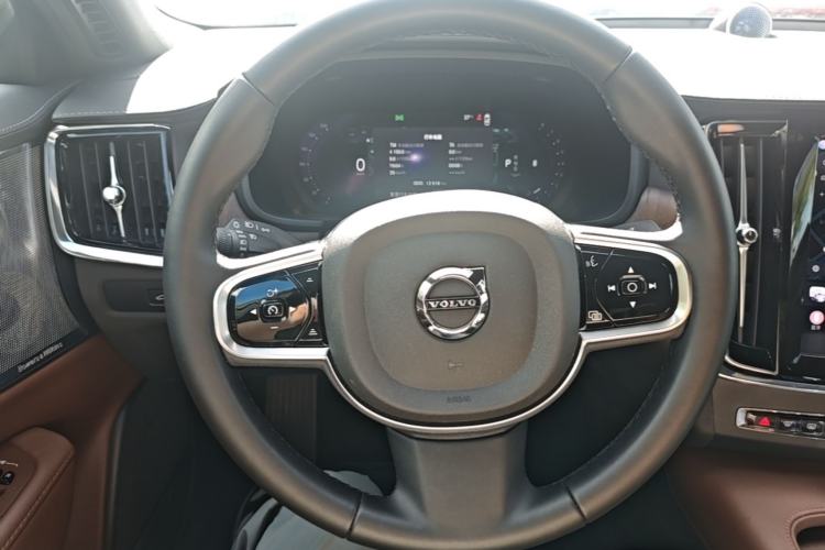 Used Volvo S90 2025 B5 Zhiya Luxury Edition Steering Wheel