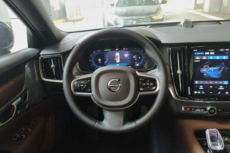 Used Volvo S90 2025 B5 Zhiya Luxury Edition Steering Wheel