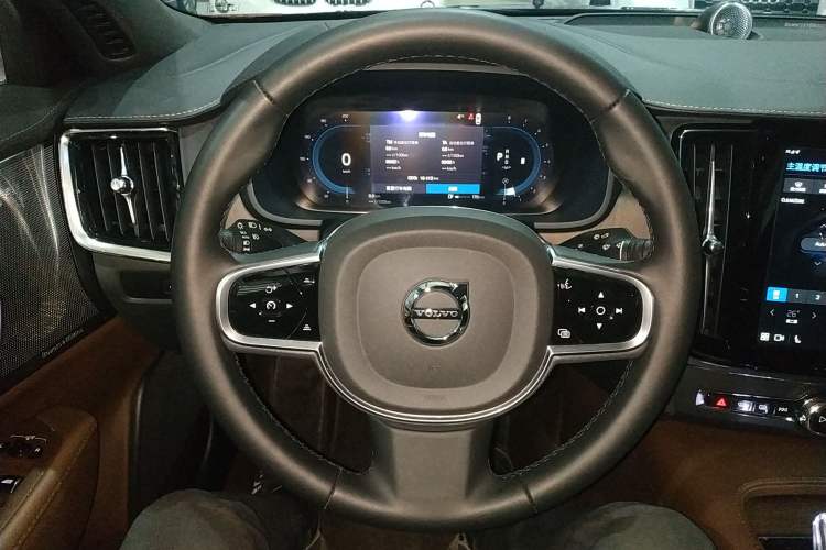 Used Volvo S90 2025 B5 Zhiya Luxury Edition Steering Wheel