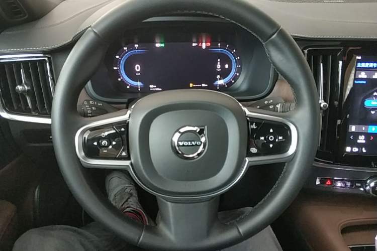 Used Volvo S90 2025 B5 Zhiyuan Luxury Edition Steering Wheel