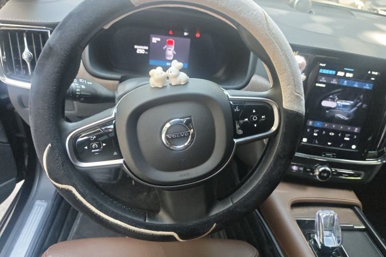 Used Volvo S90 2025 B5 Zhiyuan Luxury Edition Steering Wheel