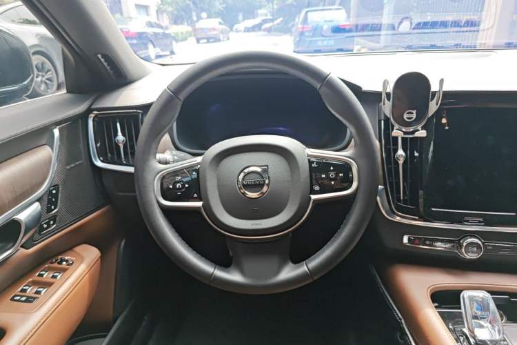 Used Volvo S90 2025 B5 Zhiyuan Luxury Edition Steering Wheel