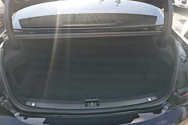Used Volvo S90 2025 B5 Zhiya Luxury Edition Trunk