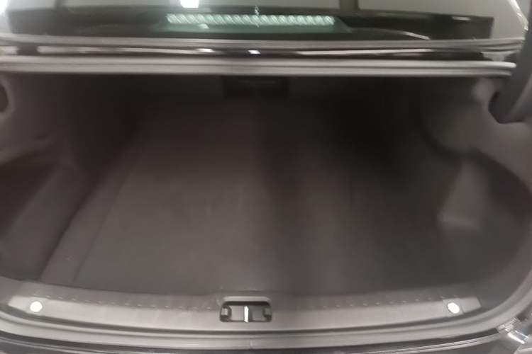 Used Volvo S90 2025 B5 Zhiyi Luxury Edition Trunk
