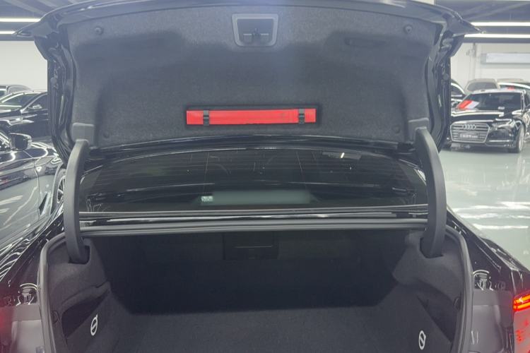 Used Volvo S90 2025 B5 Zhiyi Luxury Edition Trunk