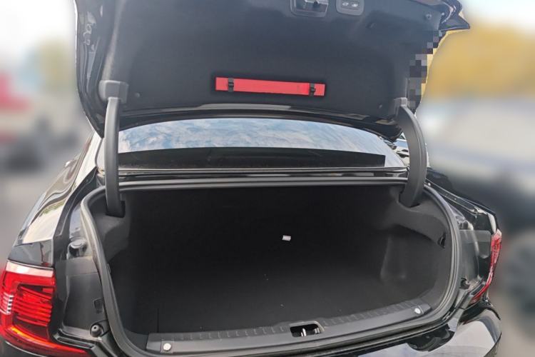 Used Volvo S90 2025 B5 Zhiyuan Luxury Edition Trunk