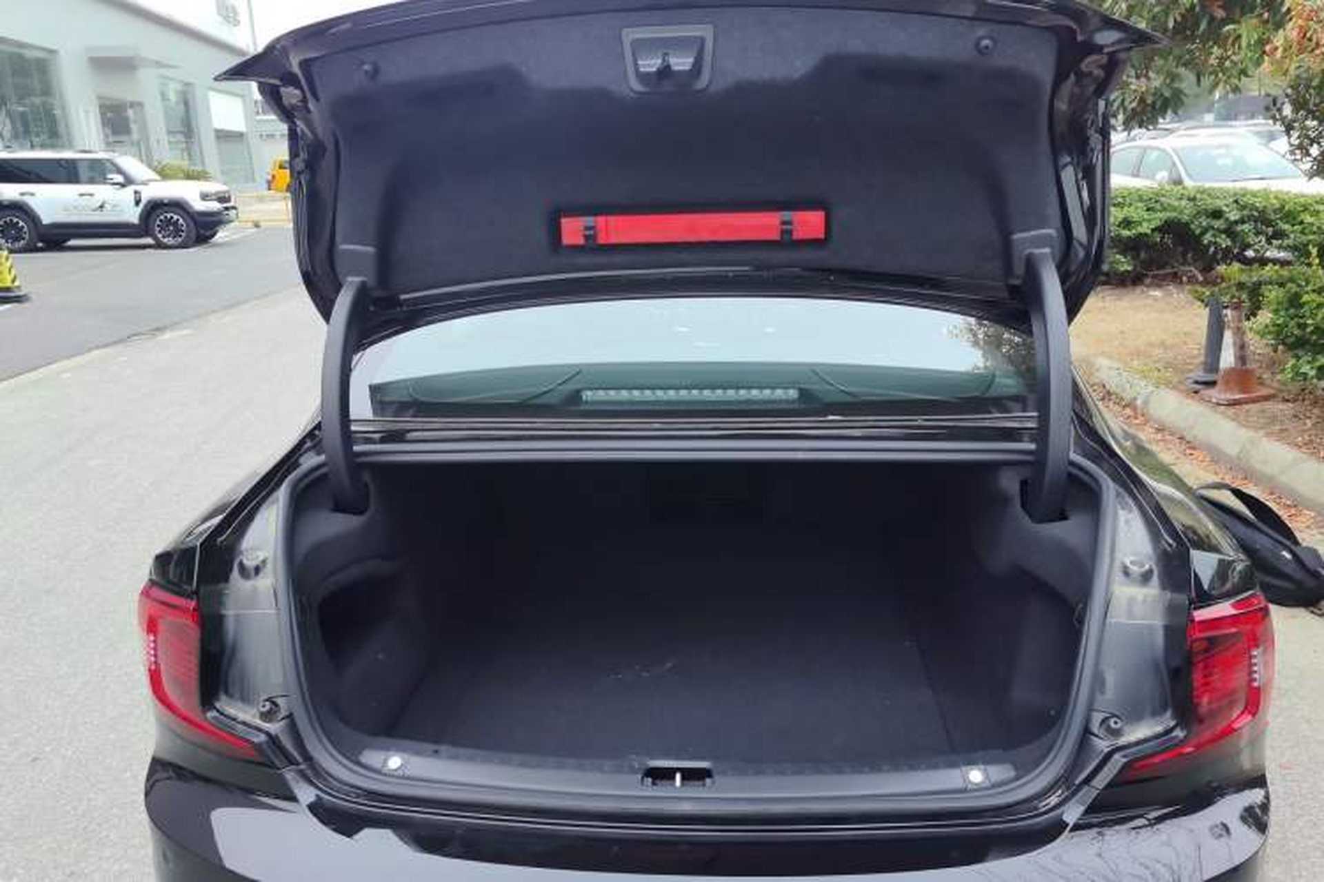 Used Volvo S90 2025 B5 Zhiyi Luxury Edition Trunk