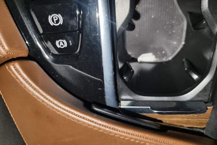 Used Volvo S90 2025 B5 Zhiyuan Luxury Edition Vehicle Key