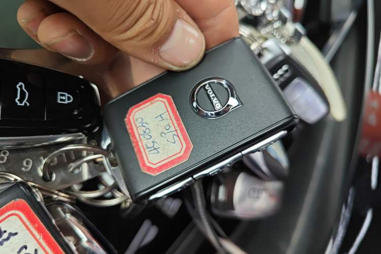 Used Volvo S90 2025 B5 Zhiyi Luxury Edition Vehicle Key