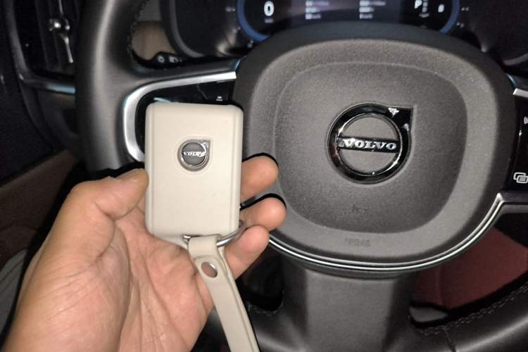 Used Volvo S90 2025 B5 Zhiyuan Luxury Edition Vehicle Key