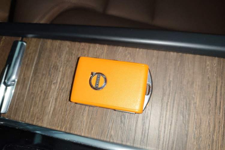 Used Volvo S90 2025 B5 Zhiyuan Luxury Edition Vehicle Key