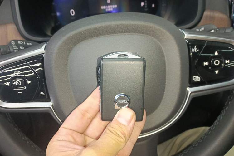Used Volvo S90 2025 B5 Zhiya Luxury Edition Vehicle Key