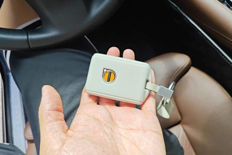 Used Volvo S90 2025 B5 Zhiyuan Luxury Edition Vehicle Key