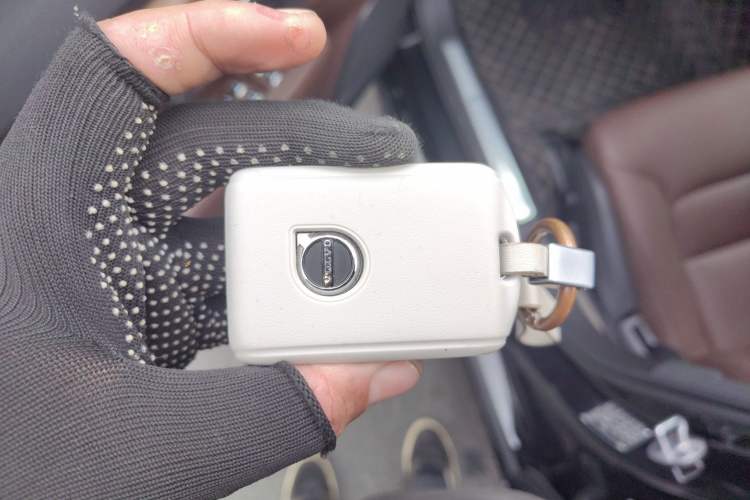 Used Volvo S90 2025 B5 Zhiyi Luxury Edition Vehicle Key