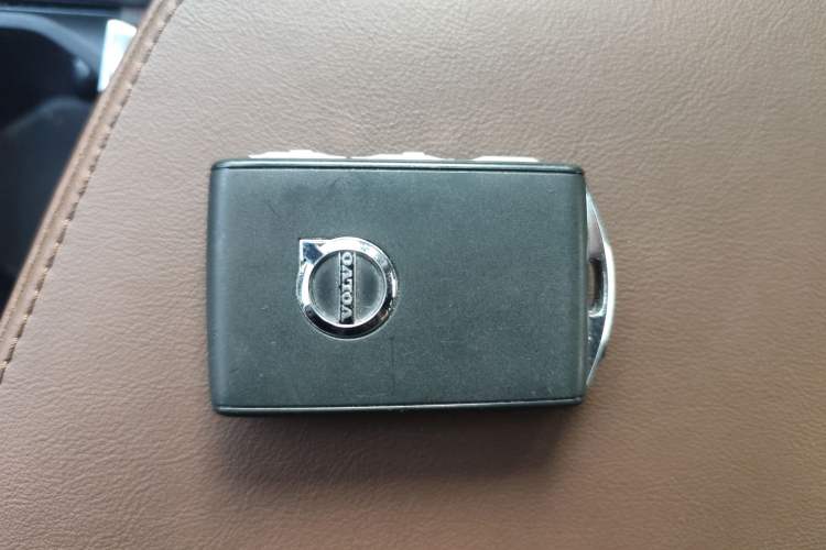 Used Volvo S90 2025 B5 Zhiyuan Luxury Edition Vehicle Key