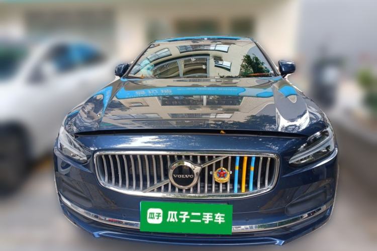 Used Volvo S90 2025 B5 Zhiyuan Luxury Edition Front