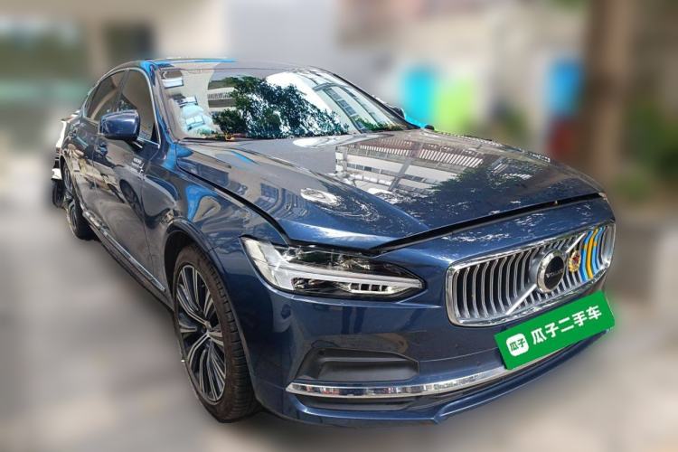 Used Volvo S90 2025 B5 Zhiyuan Luxury Edition Front Right 45 Deg