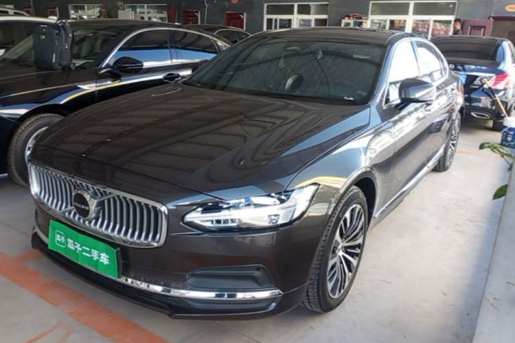 Used Volvo S90 2025 B5 Zhiyi Luxury Edition Guazi used car, China used car export, Used car for sale, Used  cars, Cheapest cars for sale