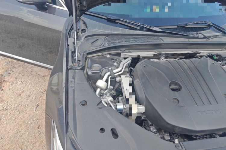 Used Volvo S90 2025 B5 Zhiya Luxury Edition Engine Bay Right