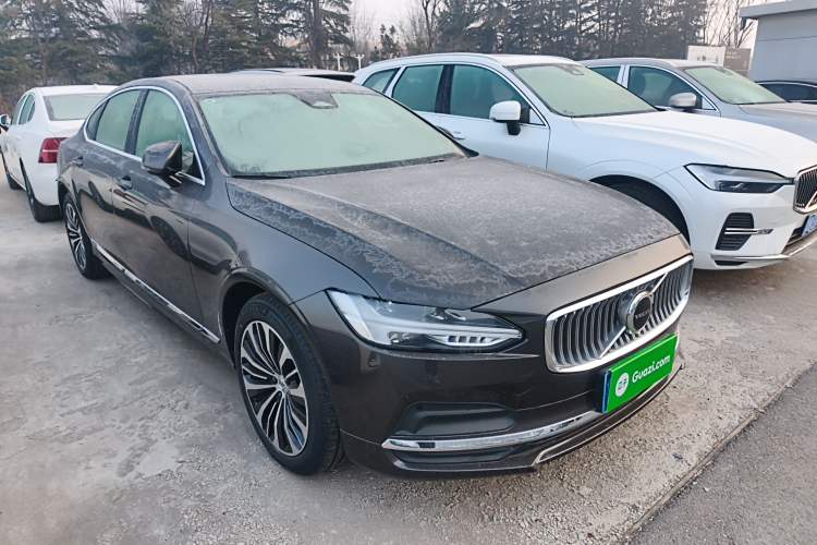 Used Volvo S90 2025 B5 Zhiyi Luxury Edition Exterior 1