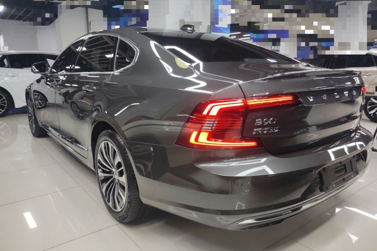 Used Volvo S90 2025 B5 Zhiyi Luxury Edition Exterior 2
