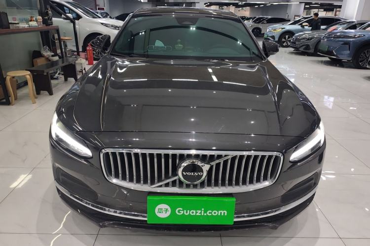 Used Volvo S90 2025 B5 Zhiyi Luxury Edition Front