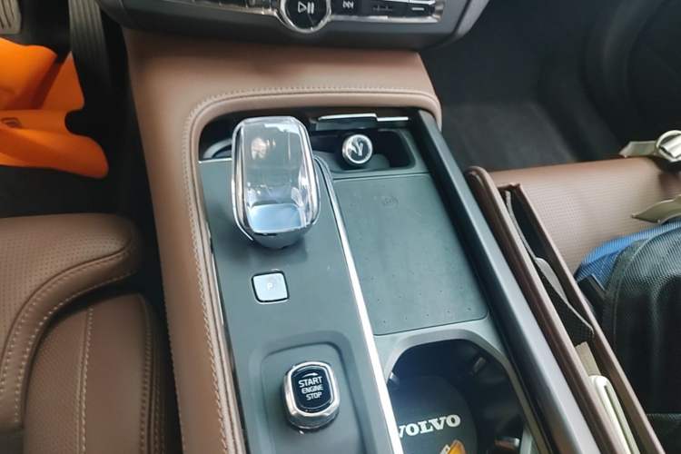 Used Volvo S90 2025 B5 Zhiya Luxury Edition Gear Lever