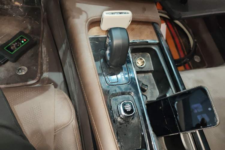 Used Volvo S90 2025 B5 Zhiyi Luxury Edition Gear Lever